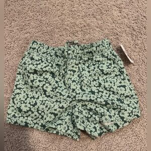 GAP shorts 3T NEW WITH TAGS